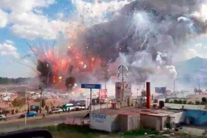 Explosión de pirotecnia en Tultepec deja cuatro heridos