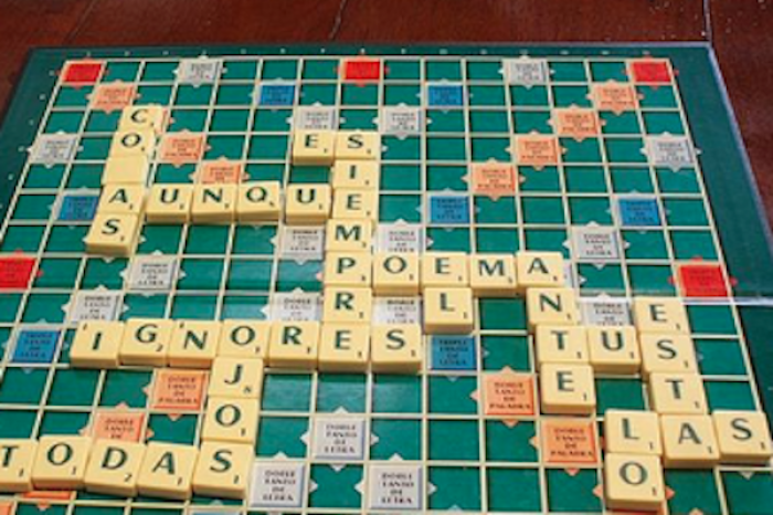 Jugador neozelandés gana el Campeonato Mundial de Scrabble en francés sin hablar el idioma