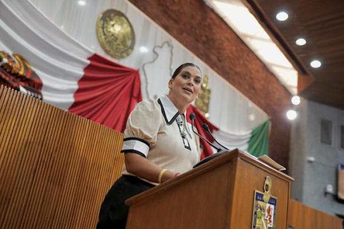 Ana González exhorta a gobernador de Nuevo León a implementar ¨Plan Integral de Reconstrucción¨