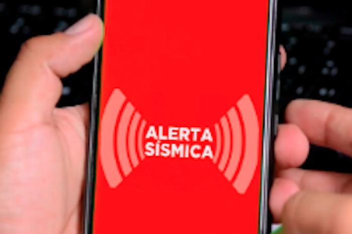 Broma con alerta sísmica despierta angustia en Ciudad de México