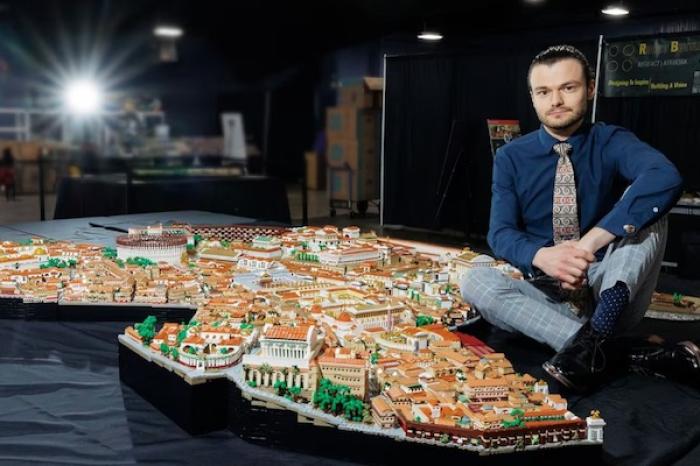 Roma Antigua... ¡de LEGO! Artista recrea la Ciudad Eterna con más de 100.000 piezas