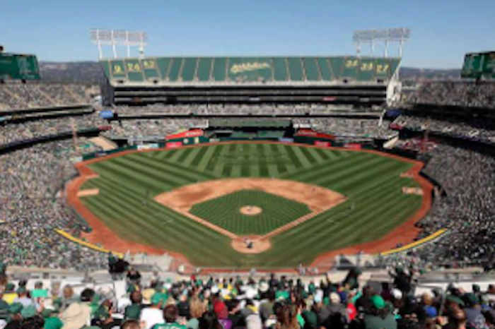  Los Atléticos de Oakland se despiden con emotividad de su hogar en el Coliseo