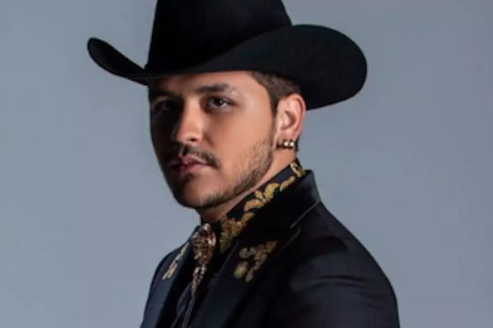  ¿Por qué Christian Nodal fue hospitalizado de emergencia?