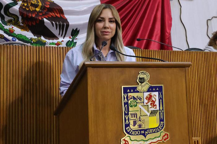  Propone Perla Villarreal que escuelas cuente