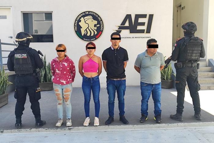 Capturan a cuatro personas con arma larga y dosis de drogas