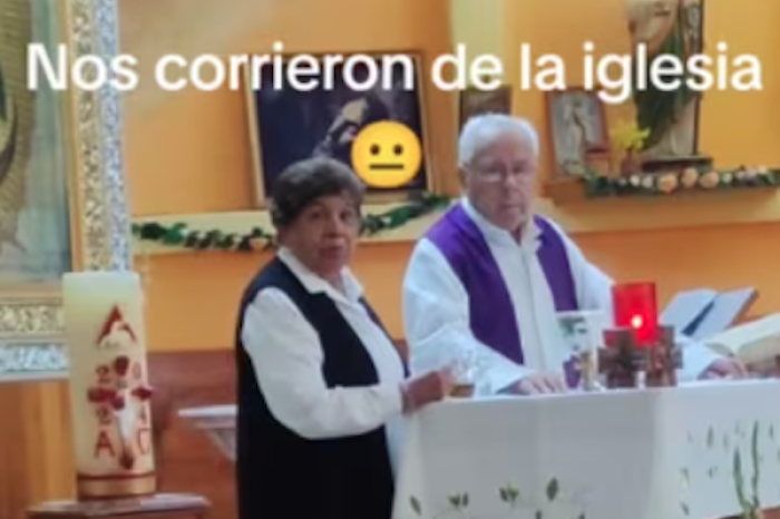 Polémica en la iglesia: Sacerdote expulsa a madre por el llanto de su hijo