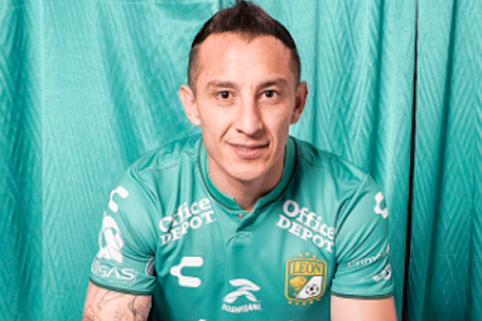 Andrés Guardado anuncia su retiro del fútbo