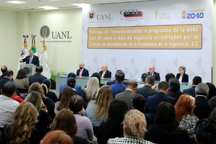 UANL recibe reconocimiento por excelencia en programas de ingeniería