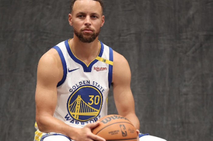 Stephen Curry alcanza los 24 mil puntos en la