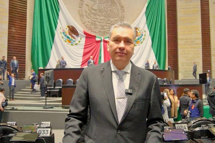 Representará Waldo Fernández a Nuevo León en la comisión permanente del Congreso de la Unión