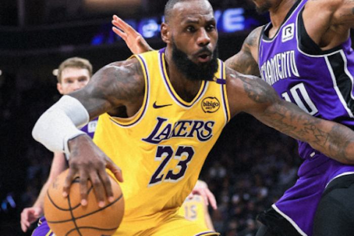 LeBron James hace historia en la NBA al conve