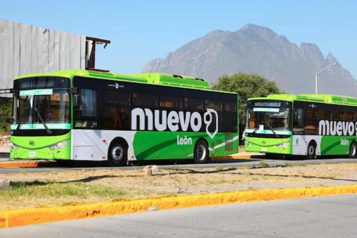 Rutas Express ajustan horarios para Año Nuev