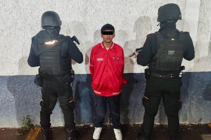 Detienen a joven con arma y drogas, en Monter