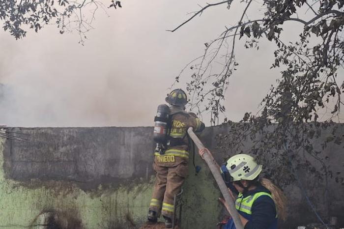 Incendio en San Nicolás moviliza a autoridades