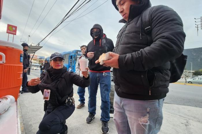 Continúa Escobedo operativos contra el frio,