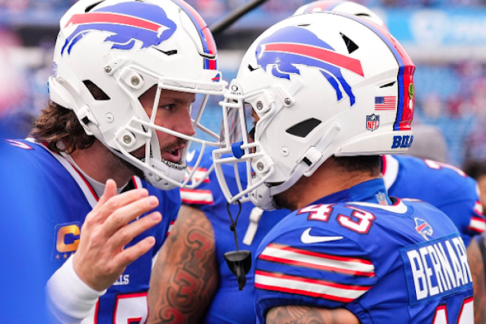  ¡Buffalo Bills arrolla a los Broncos y avanza a la siguiente ronda de los playoffs!