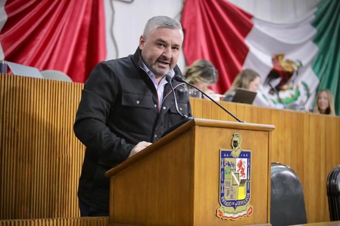 Busca Congreso reforzar delito de acecho a mujeres