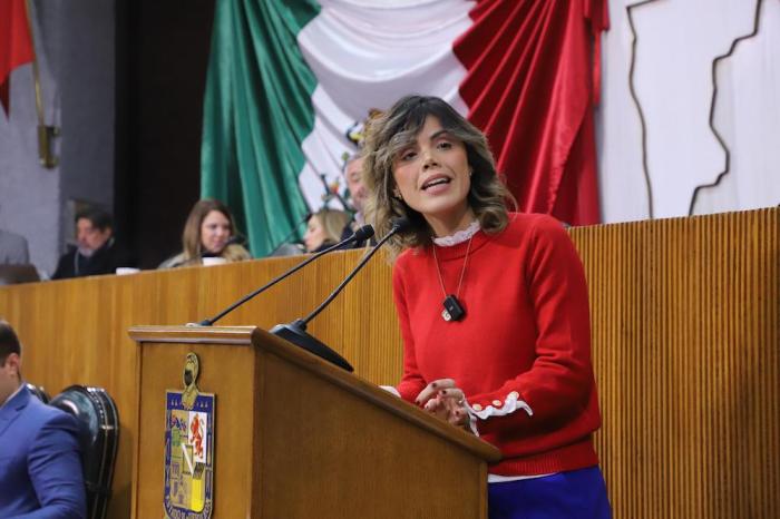 Pide Congreso establecer mecanismos para el pago de transporte con botellas recicladas