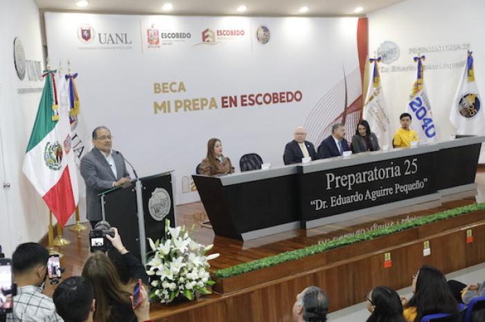 Lanzan ¨Beca Mi Prepa¨ en Escobedo; buscan combatir la deserción escolar