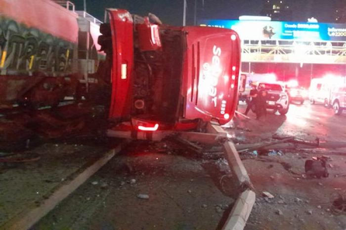 Tragedia en Monterrey: Choque de autobús y t