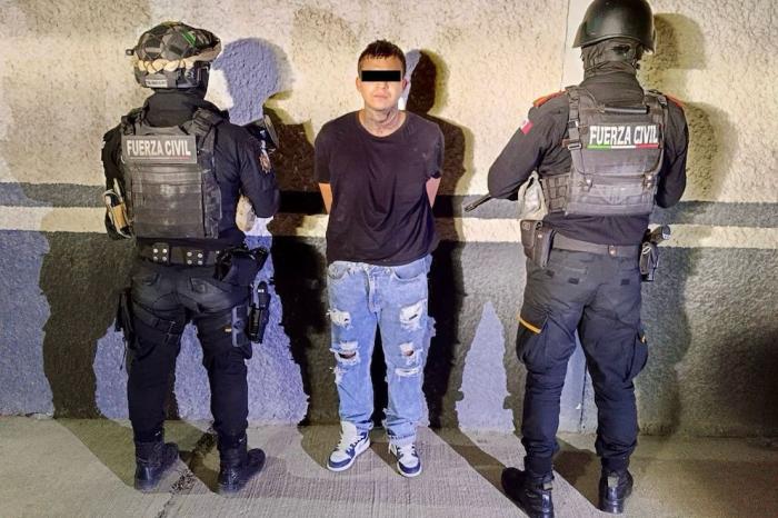 Arrestan a hombre armado al sur de Monterrey