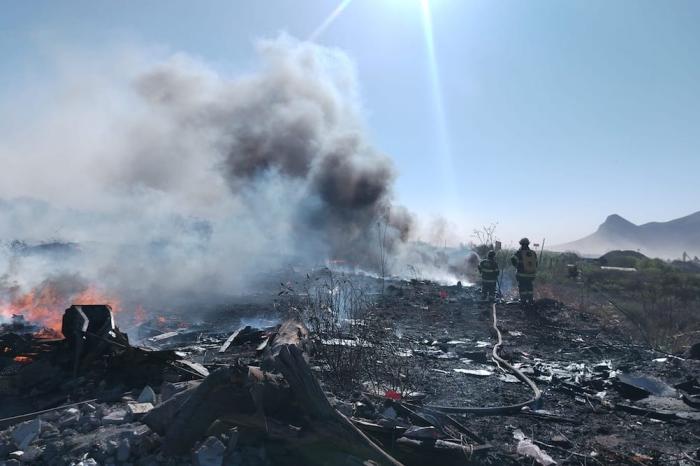 Gobierno de Escobedo brinda apoyo a víctimas del incendio en Malvinas