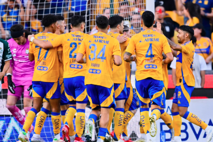 Tigres golea a Santos y mantiene su racha inv