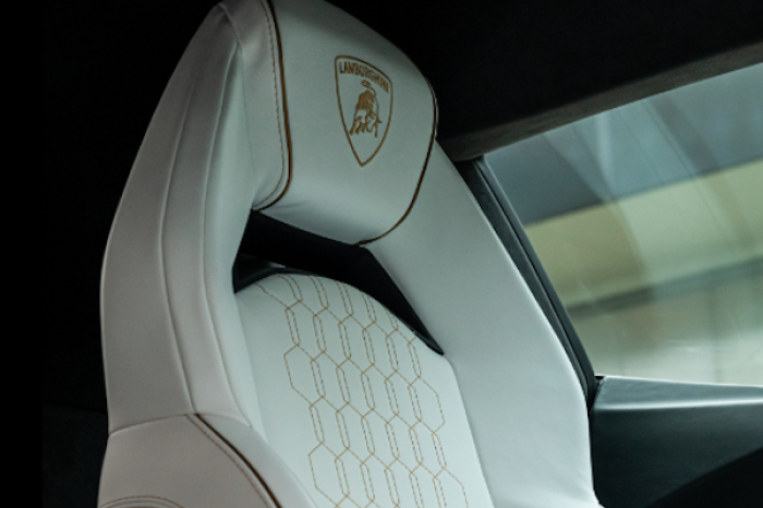 Lamborghini descarta fabricar autos fuera de 